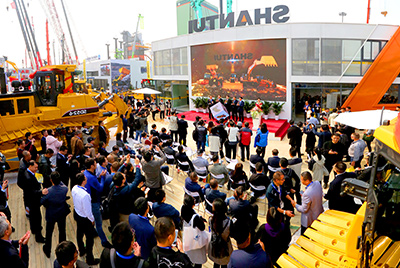 山推重磅亮相2018bauma CHINA展会